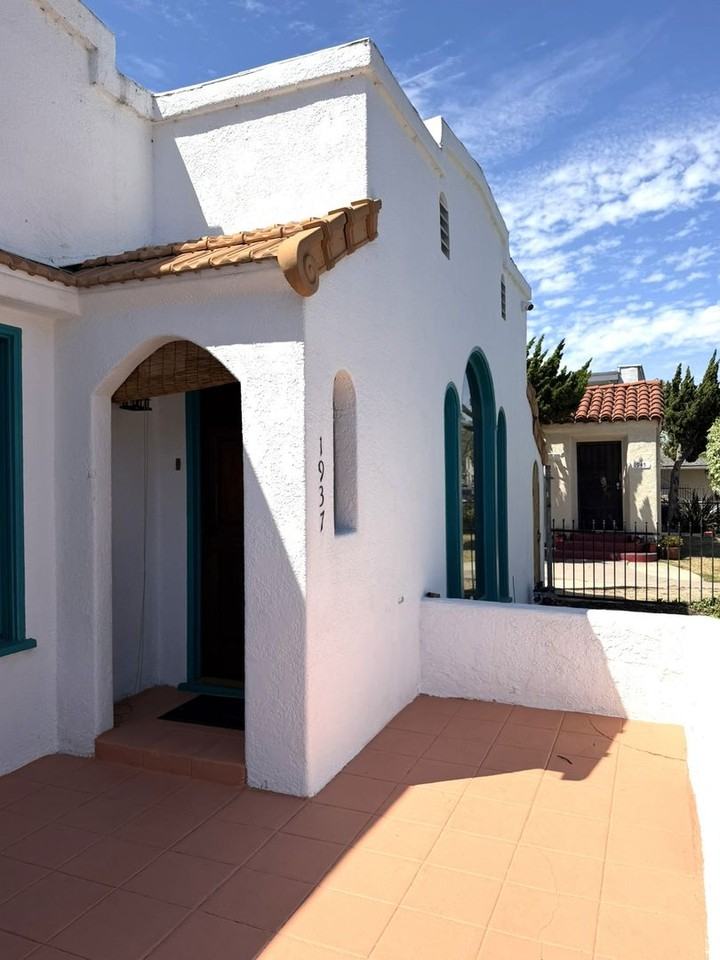 1935 Cedar Ave - Photo 3 of 29