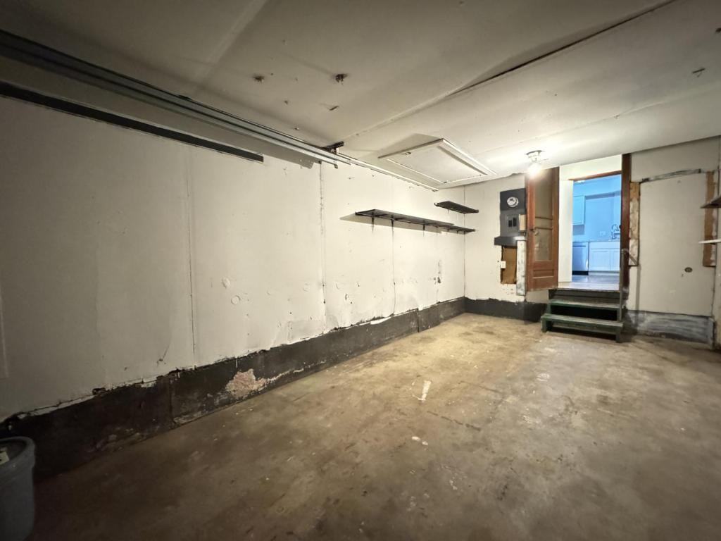 1044 S Main Ave - Photo 4 of 21