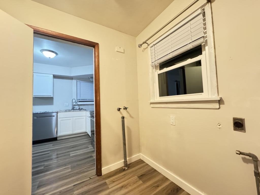 1044 S Main Ave - Photo 6 of 21