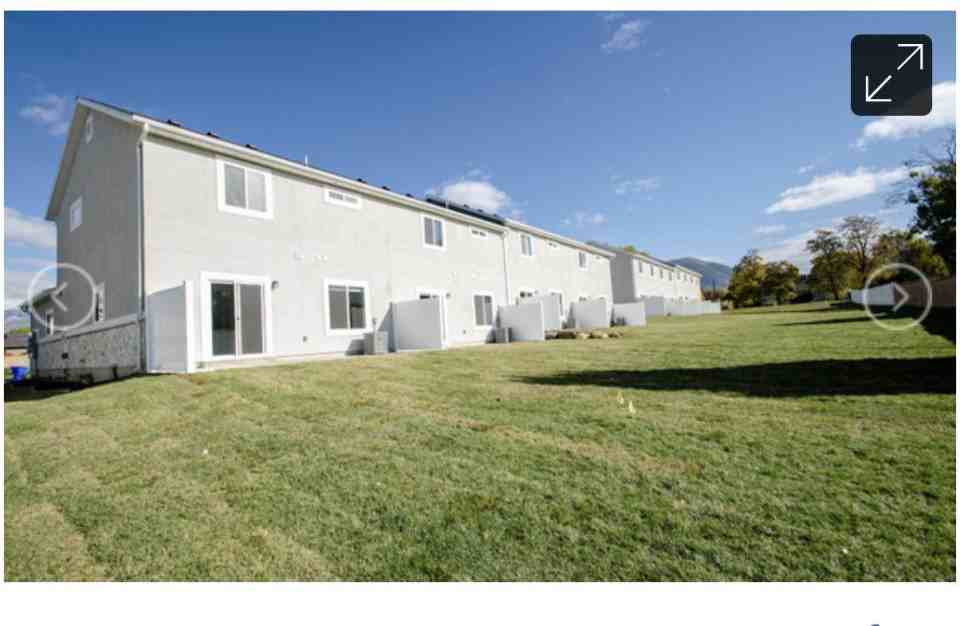 1043 W 600 S - Photo 4 of 17