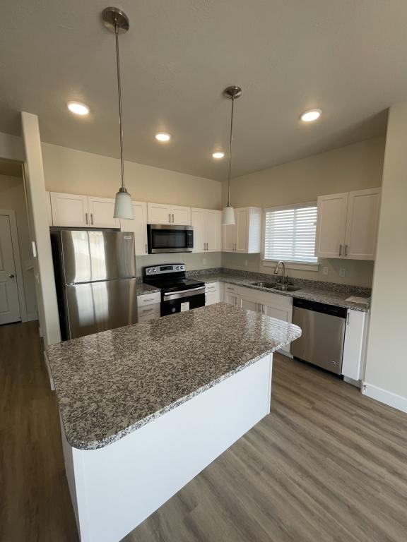 1043 W 600 S - Photo 6 of 17