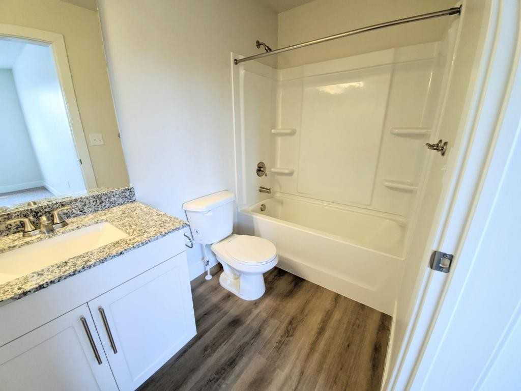 1036 W 600 S - Photo 5 of 11