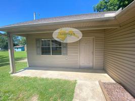 featured image of 404 Michelle Dr #2