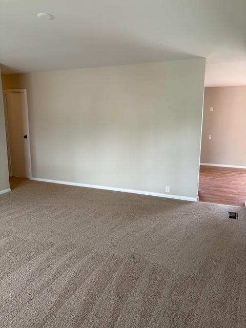 713 Essex Ave - Photo 3 of 14