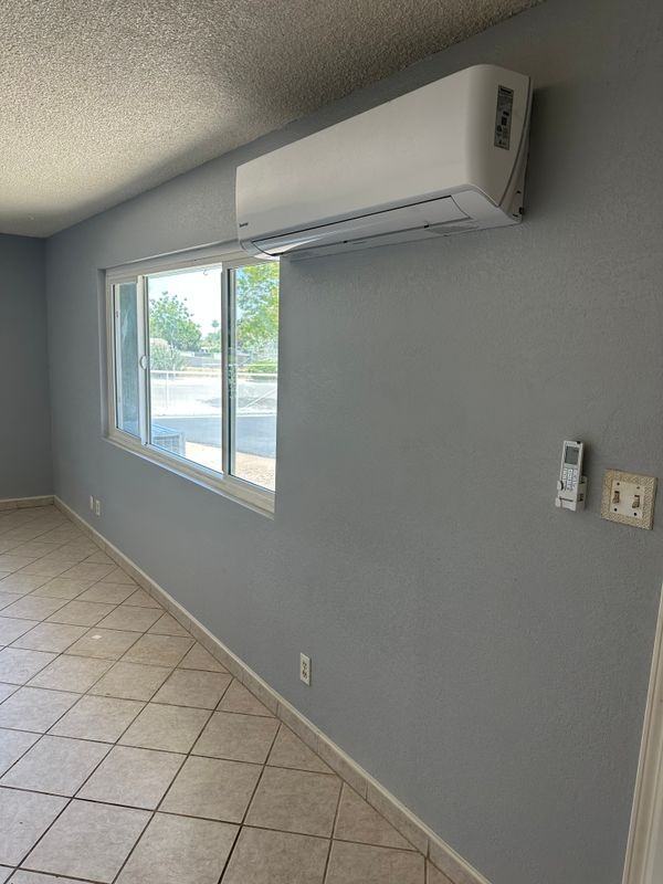 16119 Spruce St - Photo 7 of 24