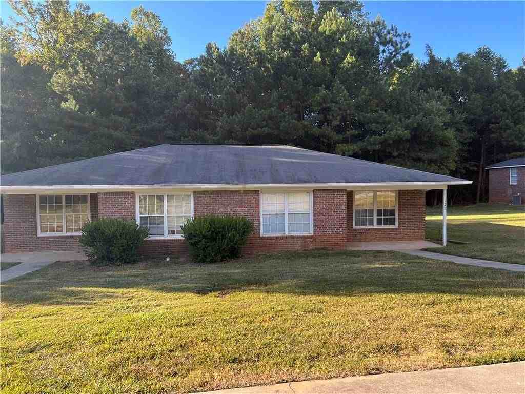 109 Doves Ln ##A - Photo 2 of 8