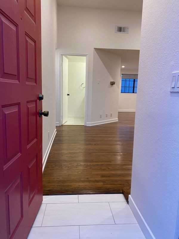 293 Ohio St ##2 - Photo 2 of 14