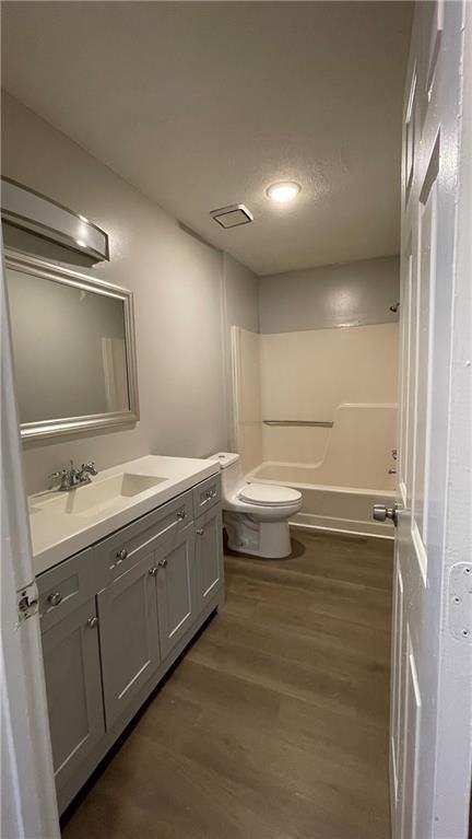 111 Doves Ln - Photo 2 of 8