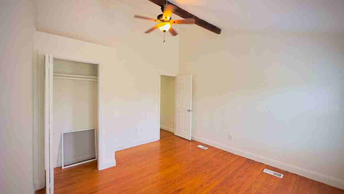 2234 Fleet St - Photo 4 of 30