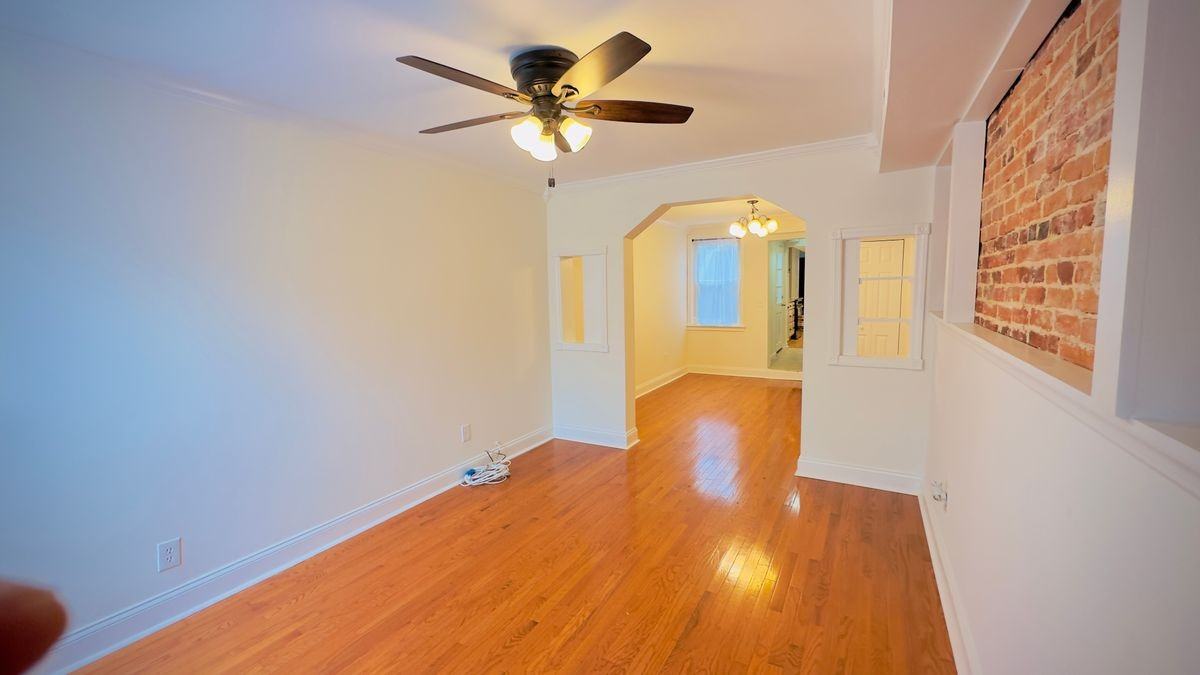 2234 Fleet St - Photo 7 of 30