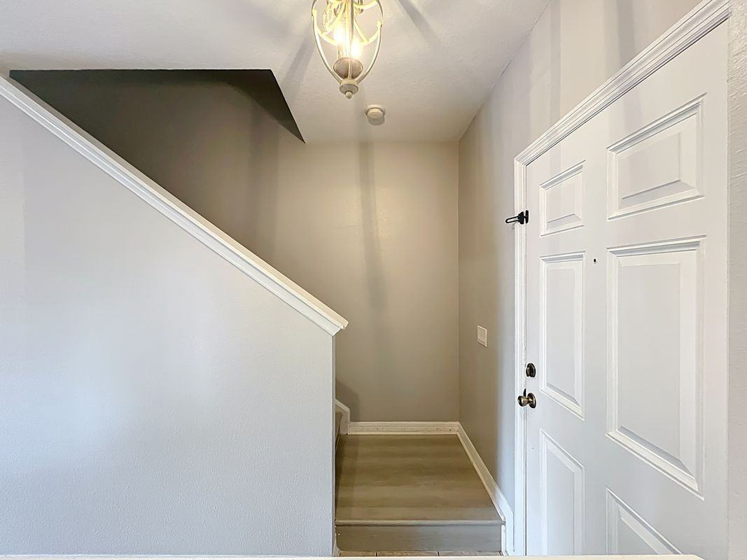 3309 Wilshire Way Rd - Photo 5 of 30