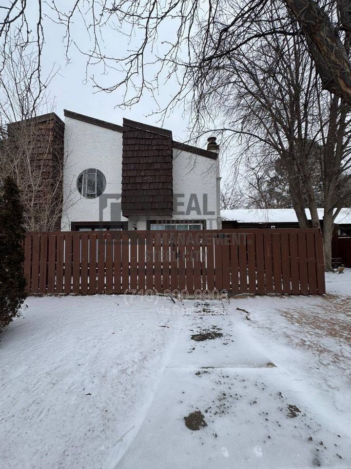 118 Scotland Rd #C - Photo 2 of 8