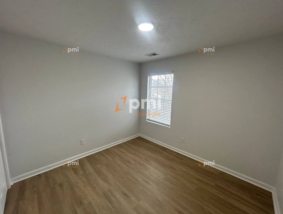 304 Klinetop Dr - Photo 2 of 6