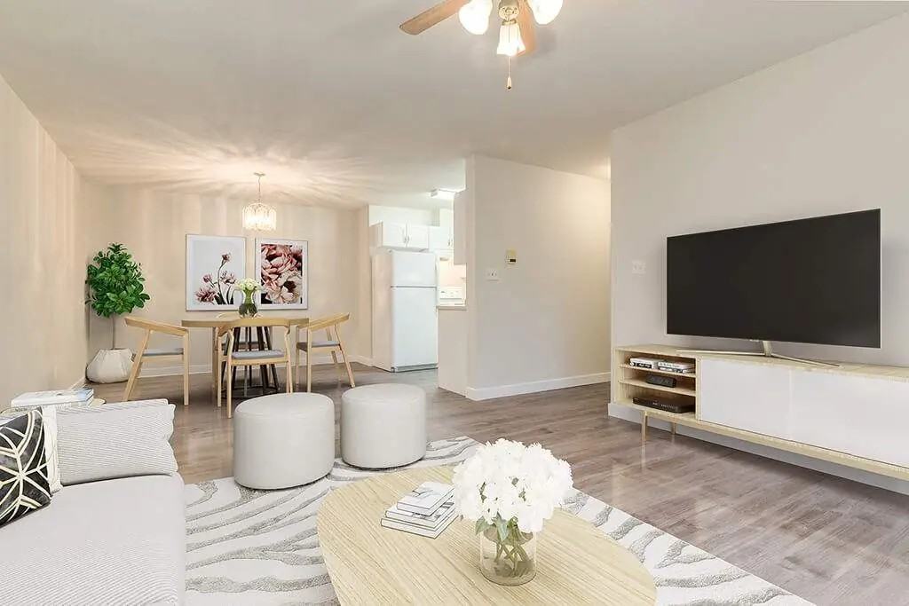 Crowchild Court - Photo 4 of 11