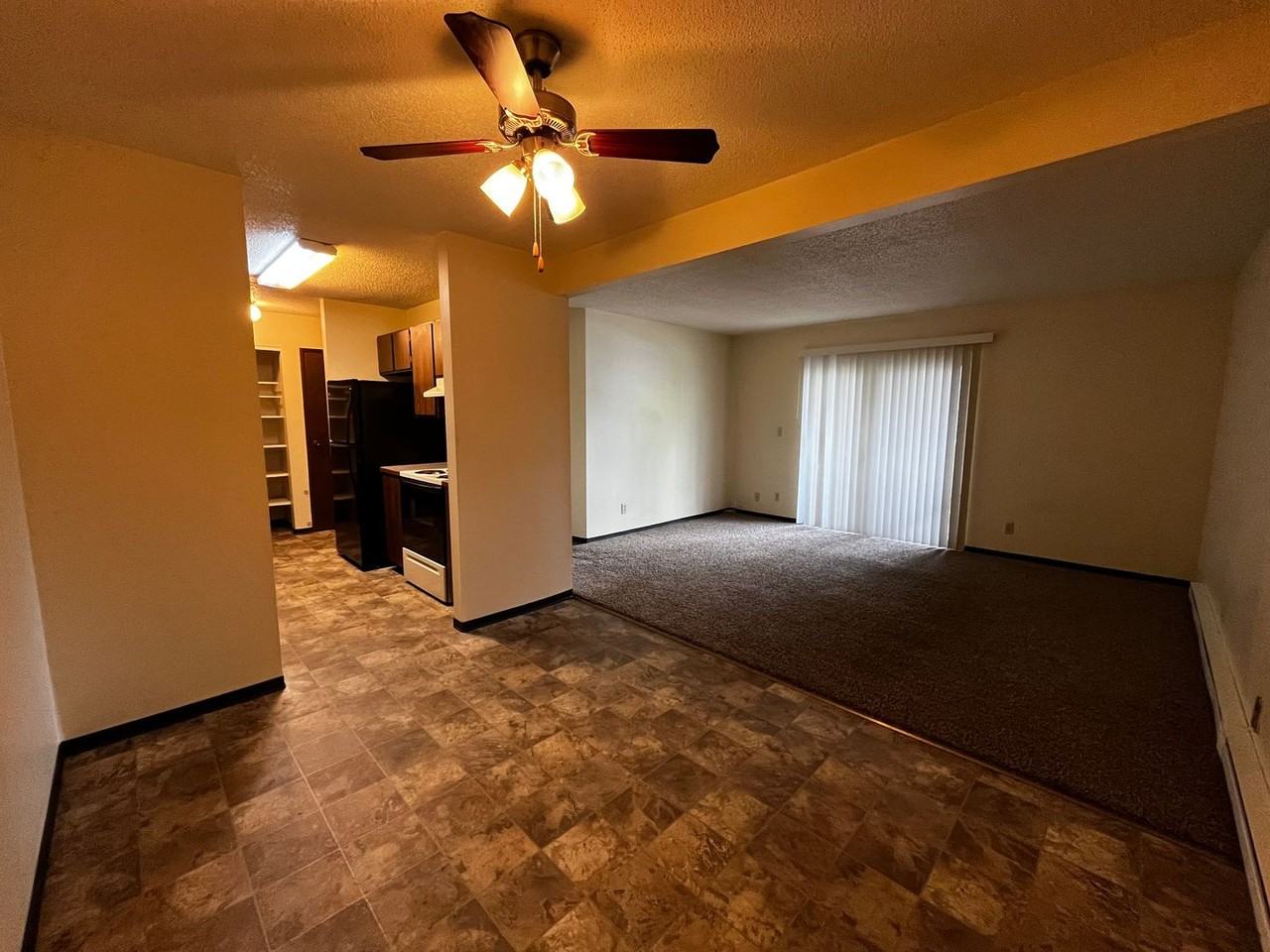 Golden Sands Apartments - Photo 4 of 21