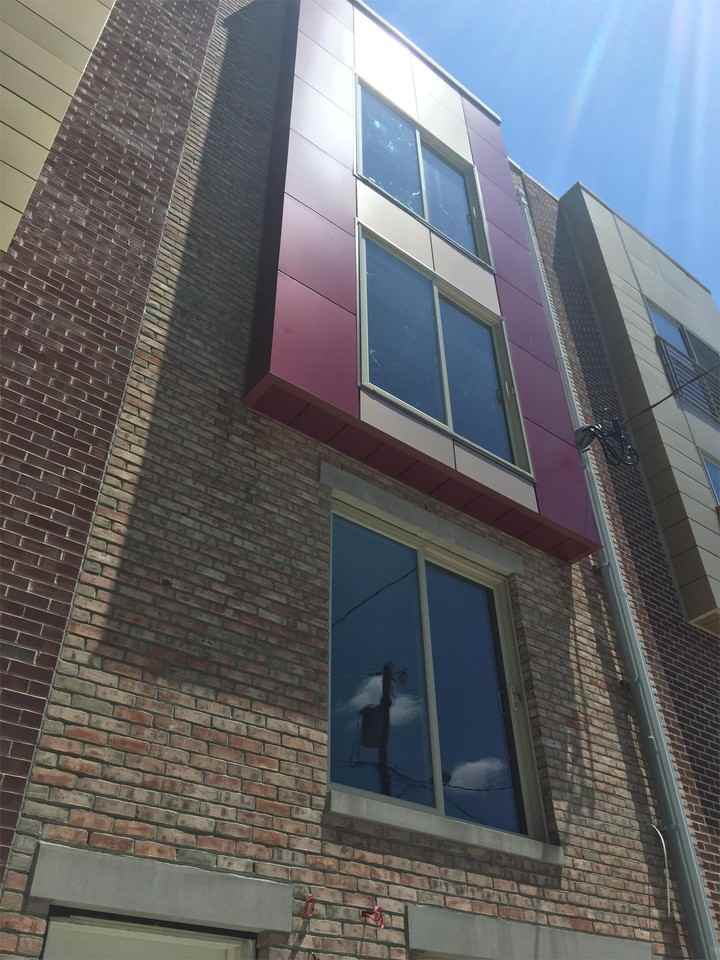 424 N 40th St #1 - Photo 3 of 18