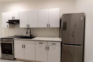 featured image of 140 Stewart St
