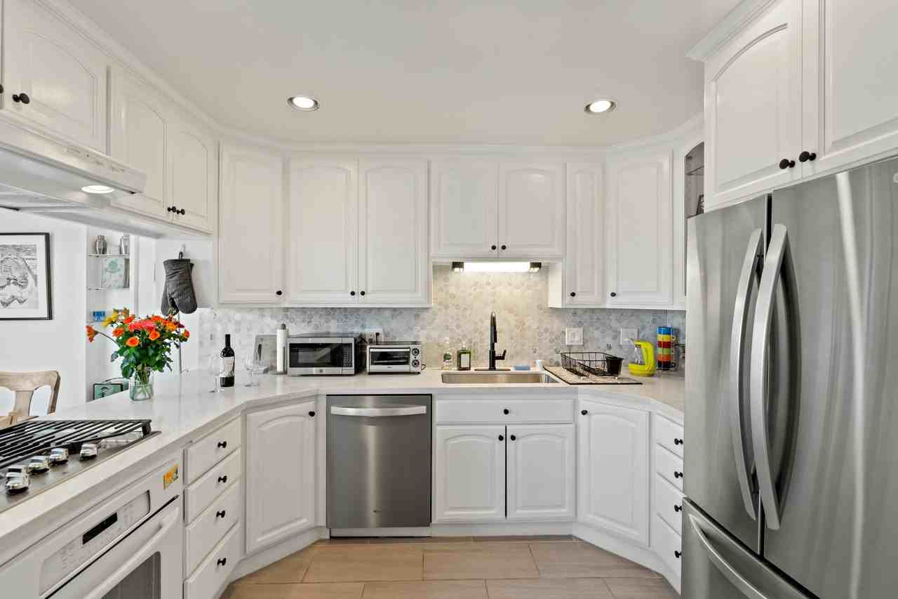 Nevada St - Photo 4 of 26