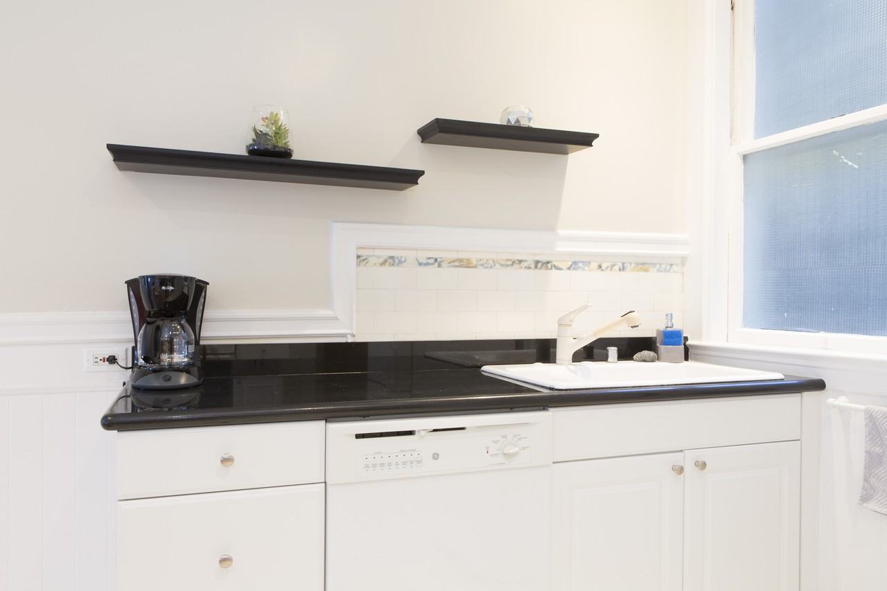 Walter St #A - Photo 4 of 18