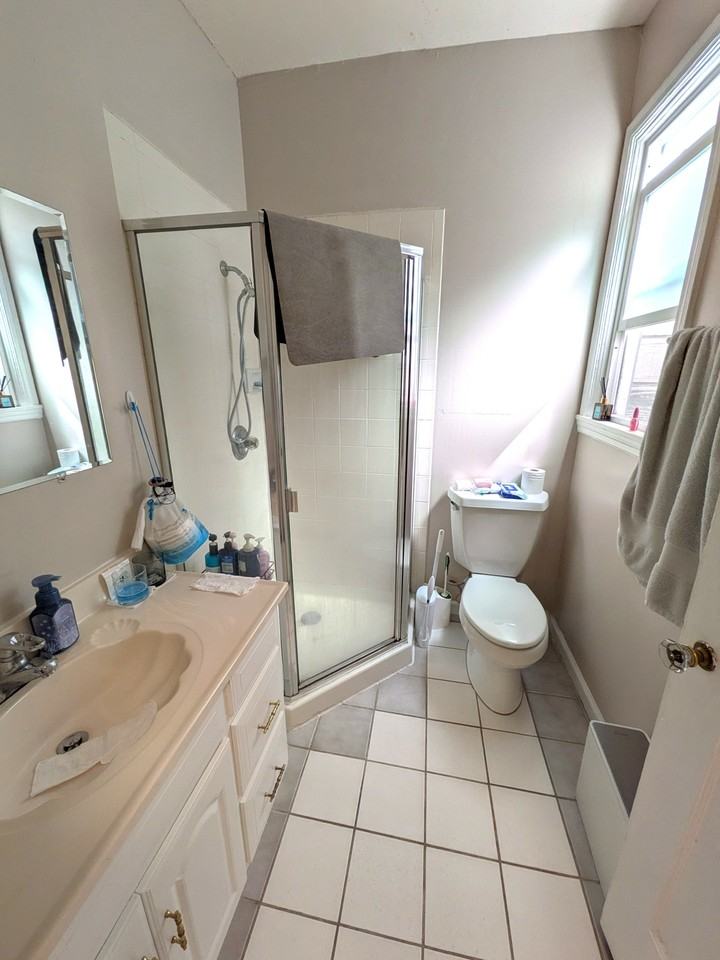 543 Masonic Ave #4 - Photo 5 of 7