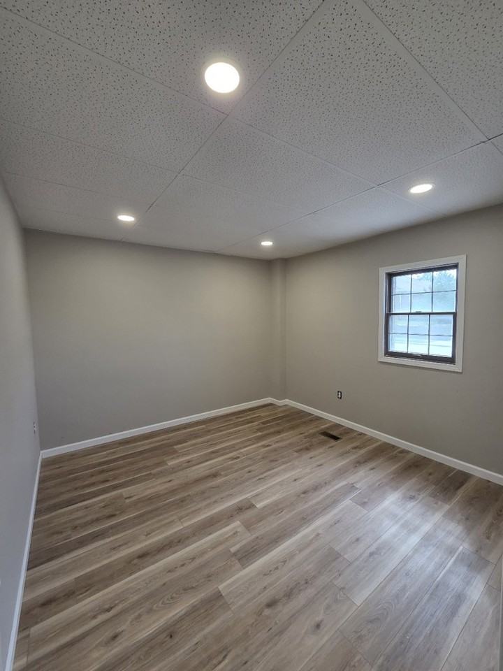 109 E West St #1 - Photo 5 of 7