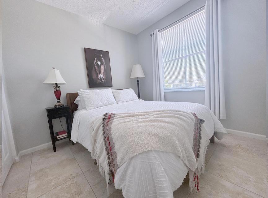2080 Greenview Shores Blvd #419 - Photo 5 of 14