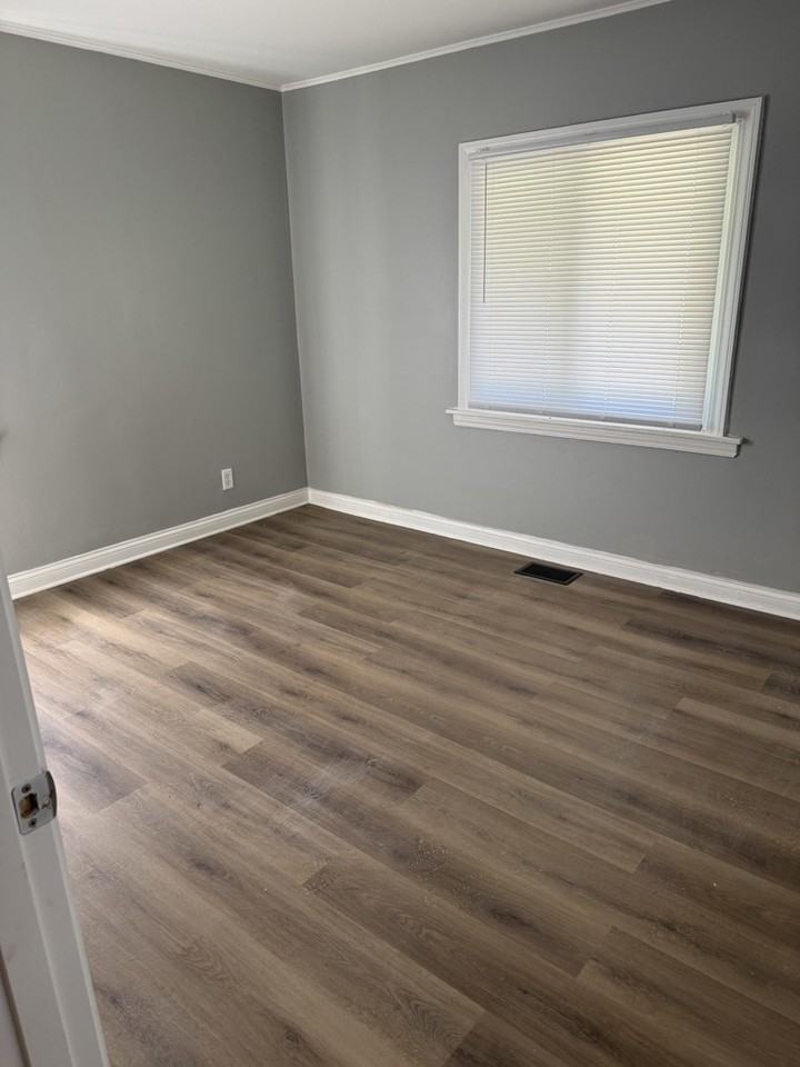 16143 Clifton - Photo 6 of 18