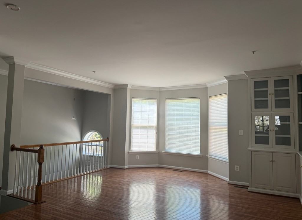 233 Galewood Dr - Photo 6 of 15