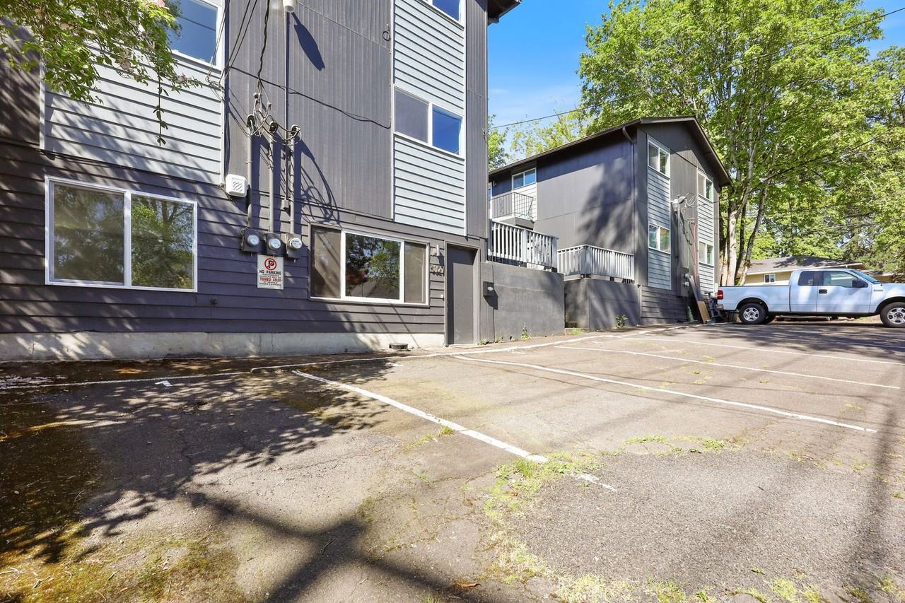 5327 W A St - Photo 6 of 26