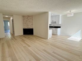 01750BE - Photo 1 of 1