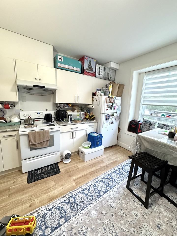 821 6th Street #1 - Photo 7 of 7