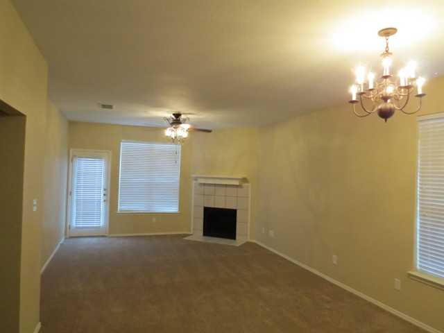 8736 Arcadia Park Dr - Photo 3 of 12
