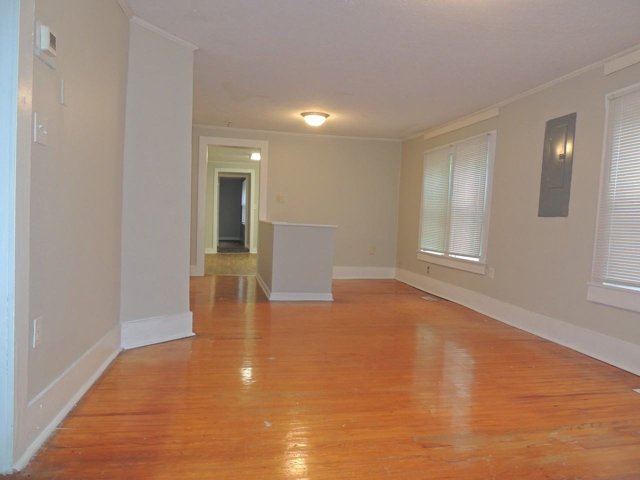 1505 Murchison Road Teachers Dr - Photo 7 of 11