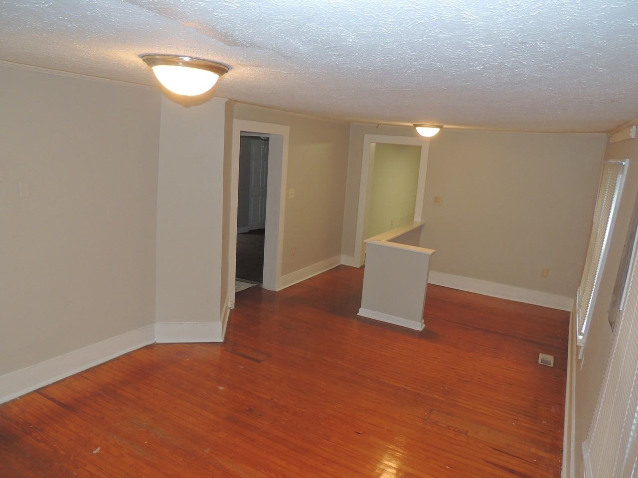 1505 Murchison Road Teachers Dr - Photo 2 of 11