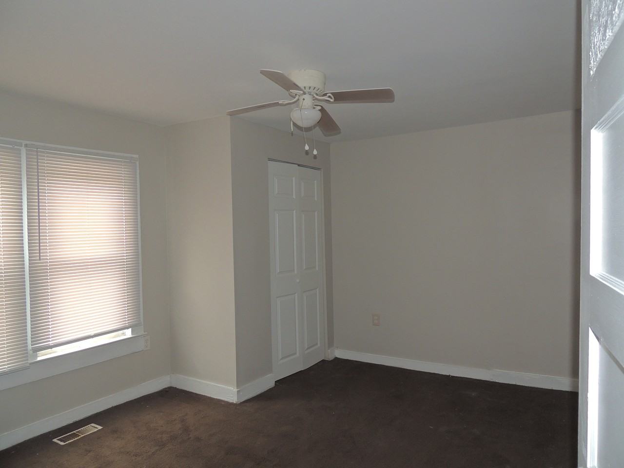 1505 Murchison Road Teachers Dr - Photo 5 of 11