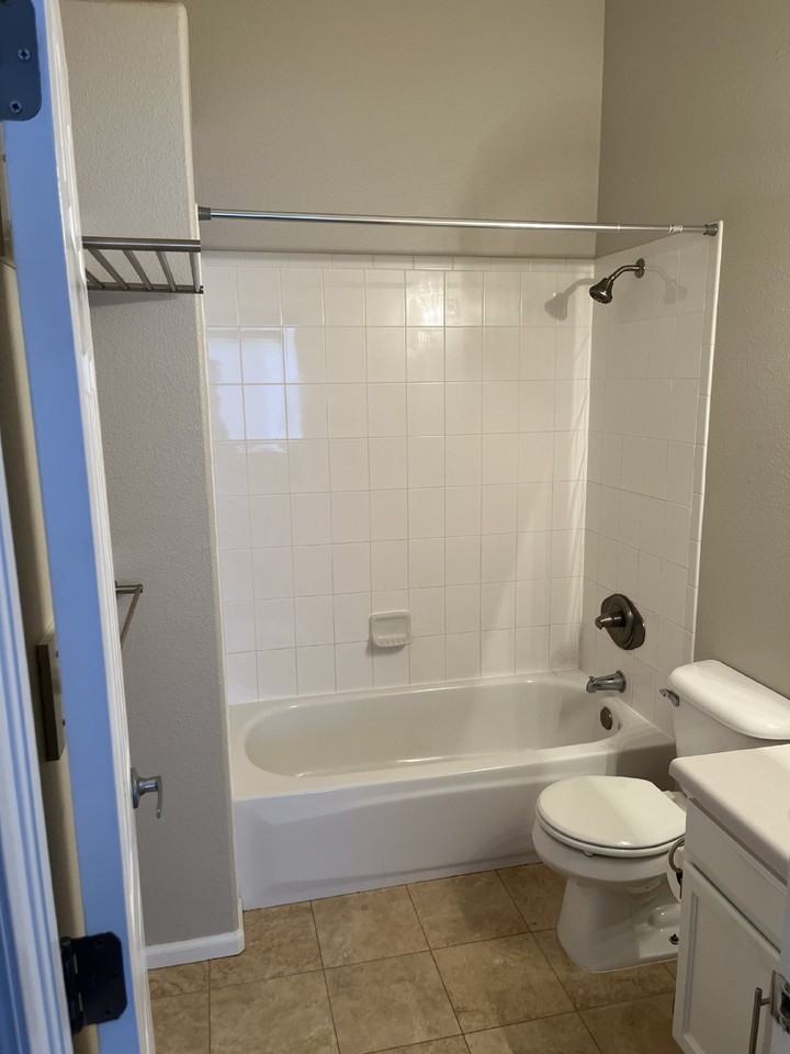 4572 S Crystal Way Unit C - Photo 5 of 39