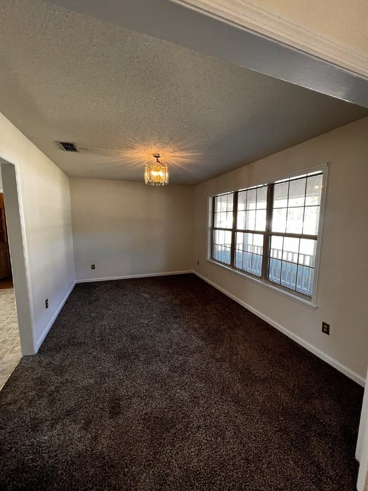 160 Waters Ave - Photo 3 of 17