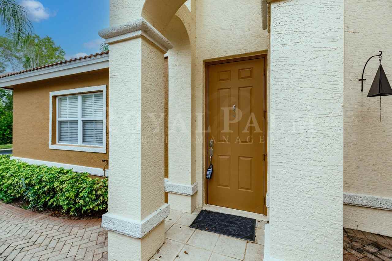 12060 Lucca St - Photo 5 of 50