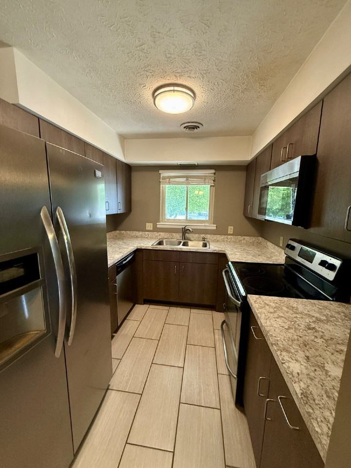 2169 Highway 41 S #13 - Photo 2 of 7