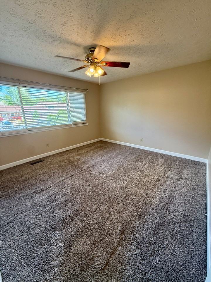 2169 Highway 41 S #13 - Photo 5 of 7