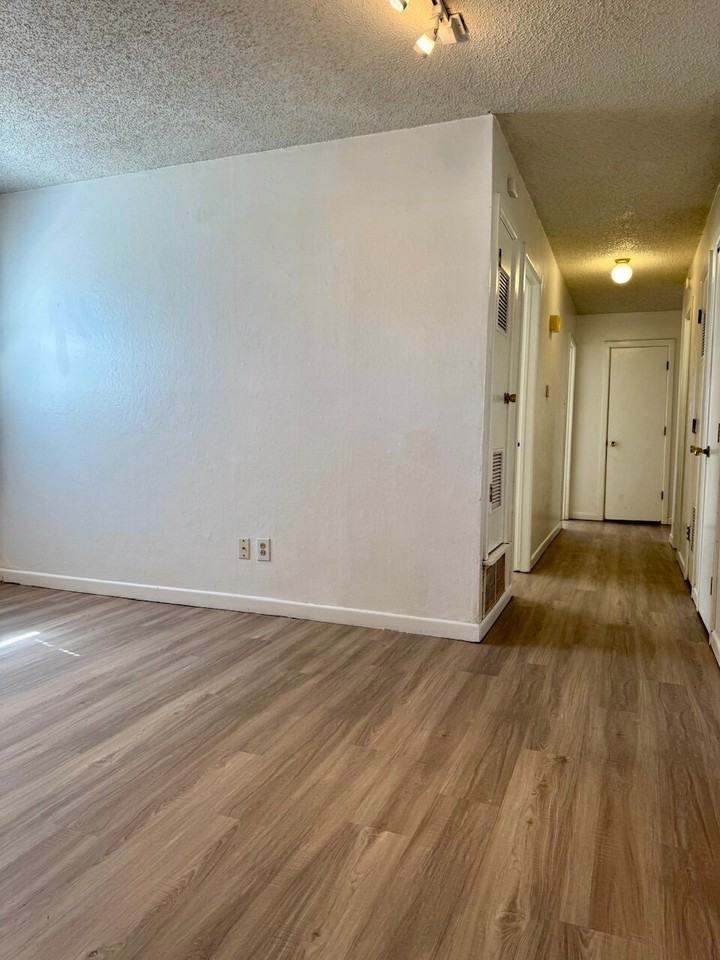 4103 30th St - Photo 3 of 21