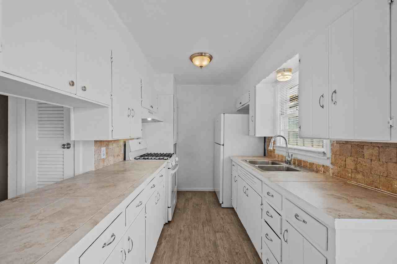 2612 E Auburn St - Photo 6 of 20