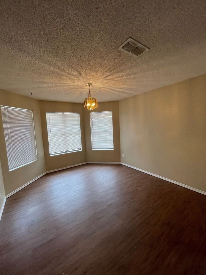 203 Fulton Ave - Photo 3 of 10