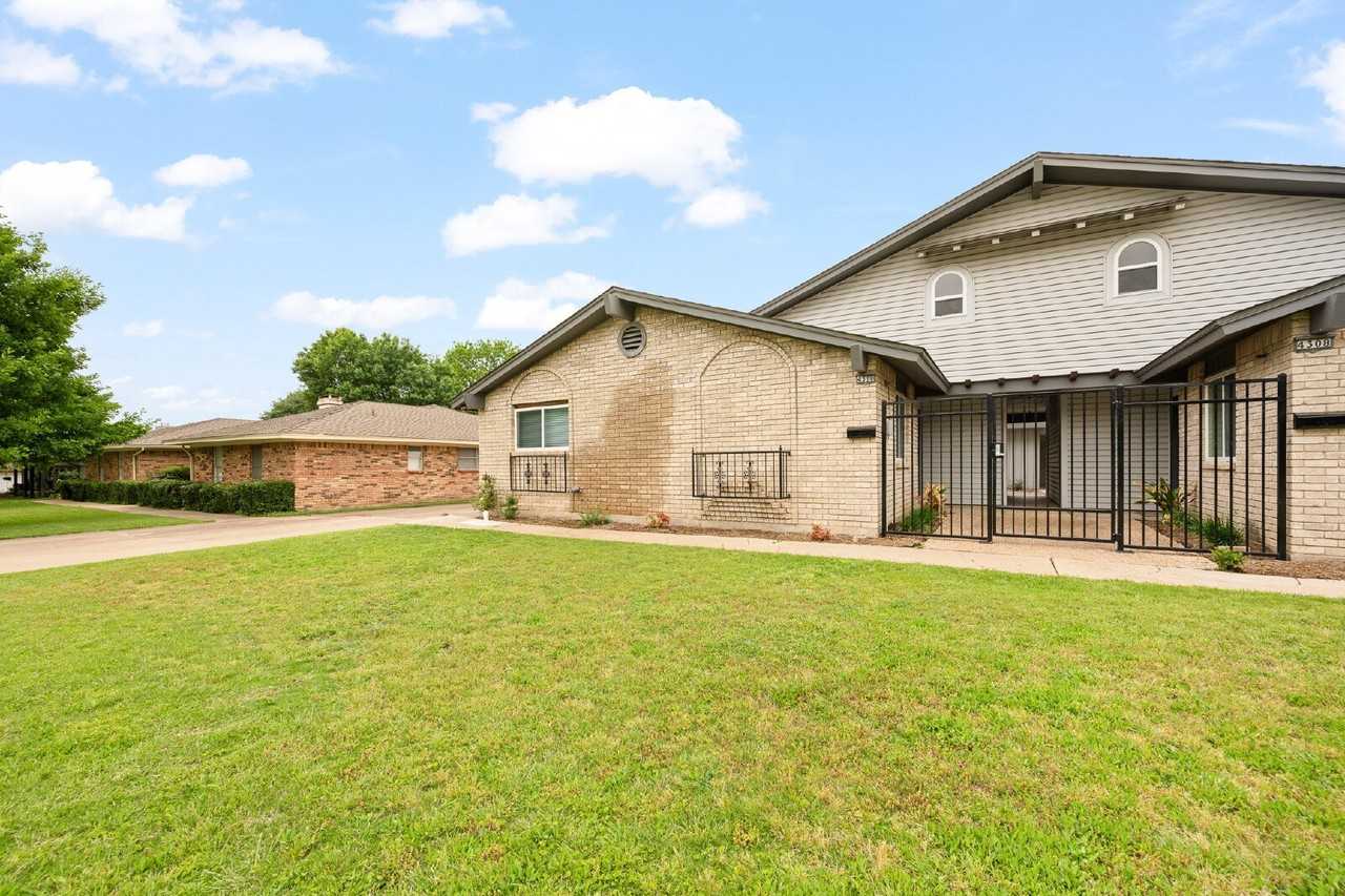 4310 Gorman Dr - Photo 2 of 40
