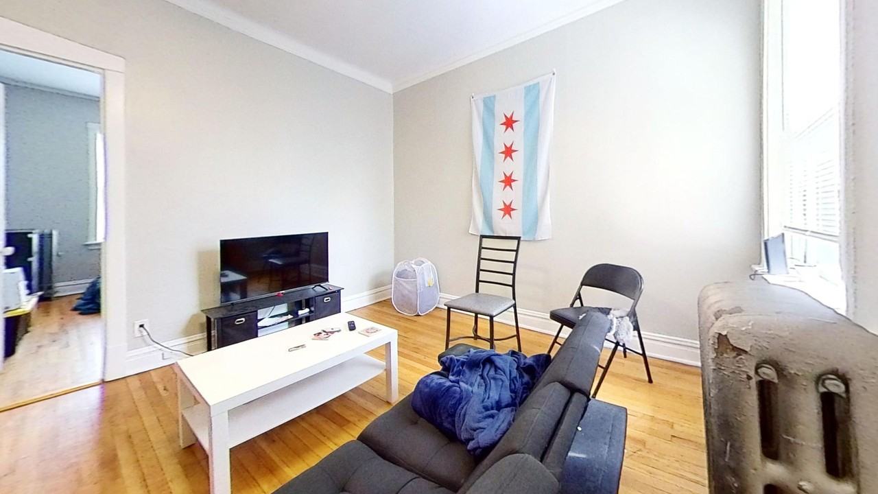 1331-41 W. Addison - Photo 2 of 10