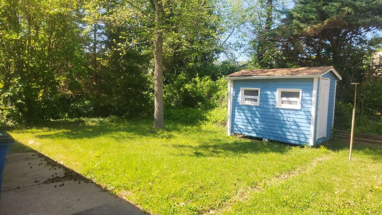 1125 Walker Ave - Photo 2 of 12