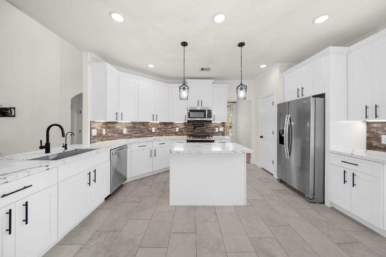 206 Elianne Lace Ct - Photo 3 of 17