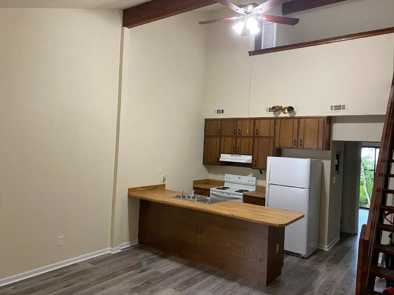 1235 Chee Ln - Photo 4 of 15