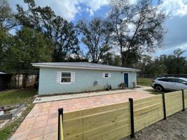 featured image of 1717 Harris St Unit 2