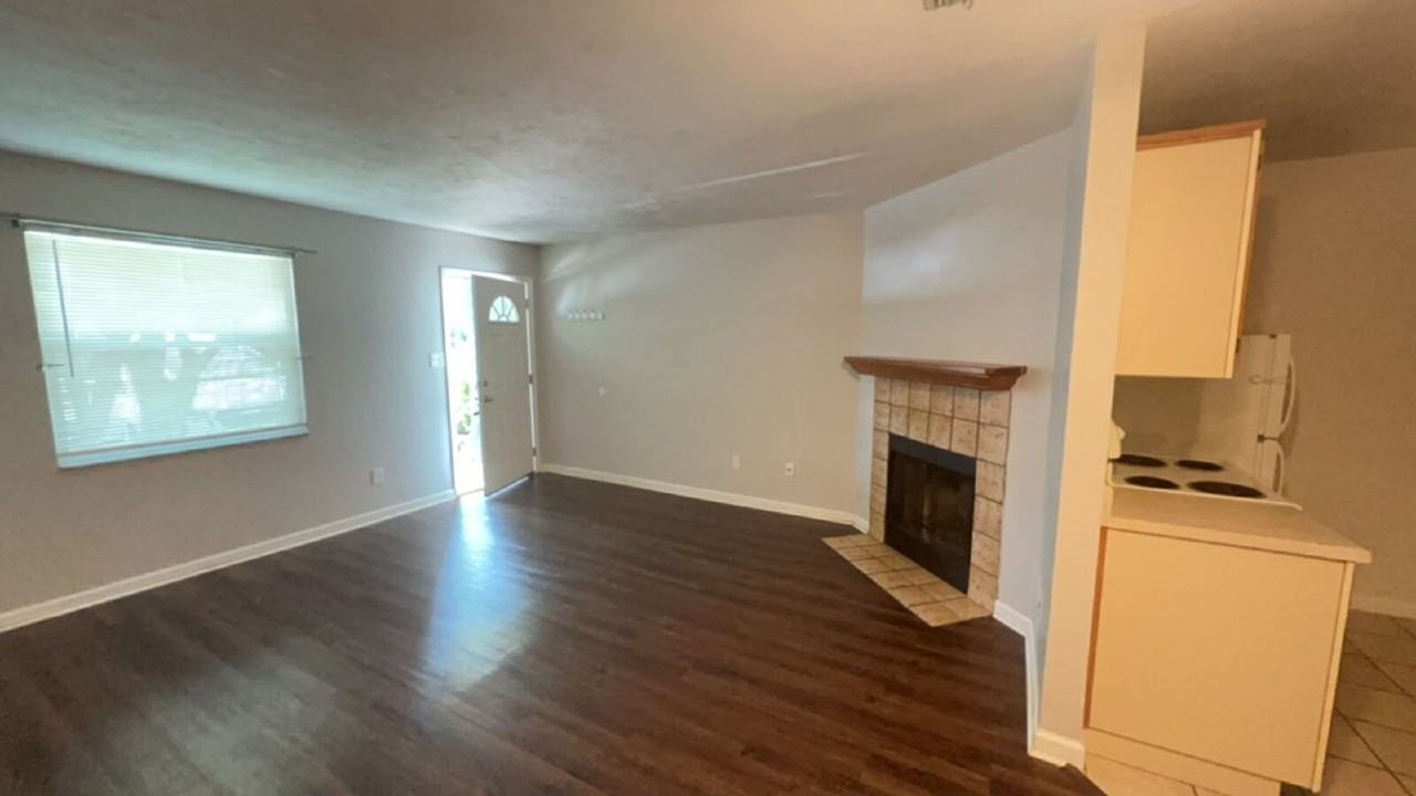 2530 Mar Ct - Photo 7 of 17